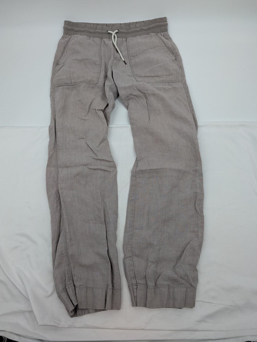 Athleta Size 4 Pull On Pant Hiking Camping Fishing Outdoors Stripes Lounge **